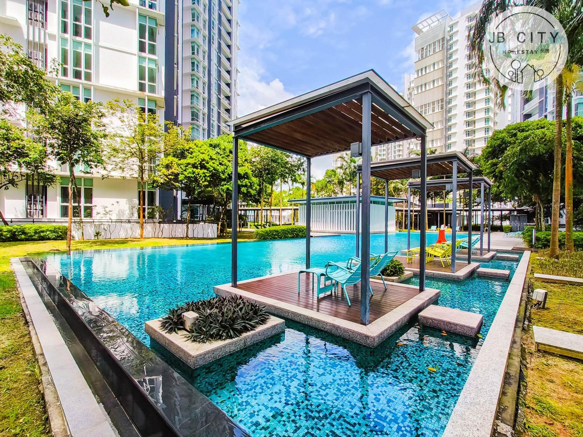 Medini Signature Suites By Rr Jbcity Нусаджая Екстериор снимка
